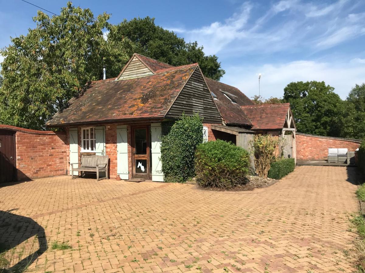 The Stables Kenilworth Villa Bagian luar foto